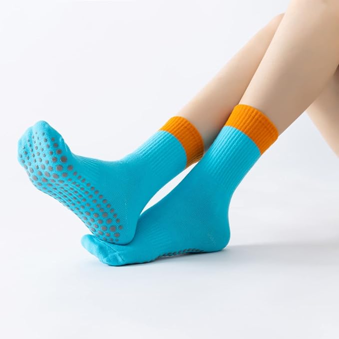 Yoga Pilates Socks with Grips for Women Non Slip Color Blocking Cushioned Crew Socks for Barre Ballet Dance