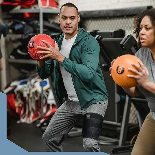 Hamstring Compression Sleeve with 3 Adjustable Straps,Thigh Compression Sleeve for Men Women,Thigh Wrap Compression for Pulled Hamstring,Groin ,Quad,Hamstring Brace for Hamstring Injury, Leg Brace for Upper Thigh support (Black, Large)