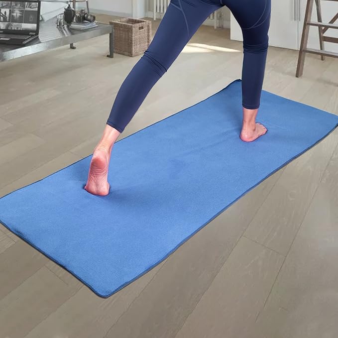 POLYTE Microfiber Hot Yoga Towel Mat with Non-Slip Silicone Grip and Secure Fit Elastic Straps, 24 x 72 in (Blue)