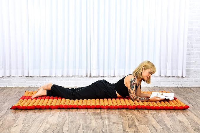 Leewadee - Kapok Roll Mat – Handcrafted Folding Sleep & Relaxation Mattress from Thailand, Ideal as Guest Bed, Camping Mat, Yoga Mat or Traditional Futon, 75 x 39 inches, Orange Red