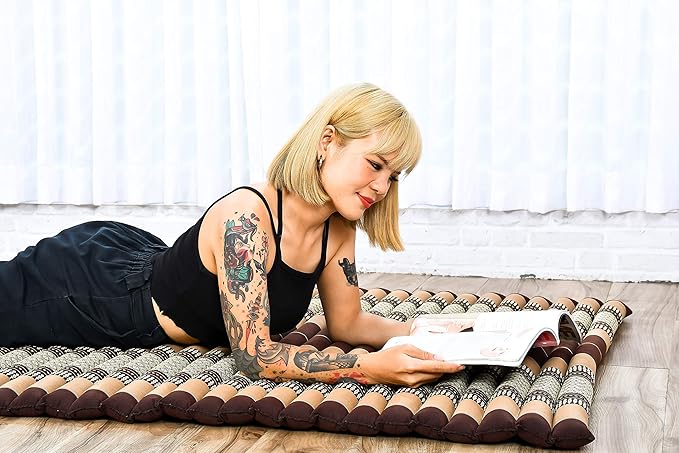 Leewadee - Kapok Roll Mat – Handcrafted Folding Sleep & Relaxation Mattress from Thailand, Ideal as Guest Bed, Camping Mat, Yoga Mat or Traditional Futon, 75 x 39 inches, Brown