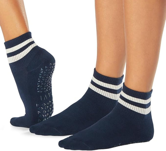 TAVI NOIR Aria Grip Socks – Pilates Socks with Grips for Women, Non Slip, Yoga & Barre