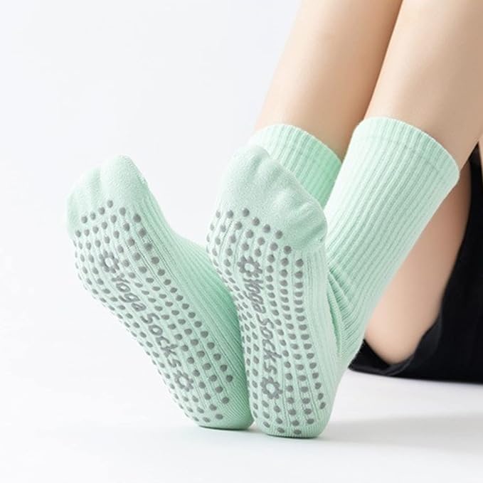 Yoga Pilates Socks with Grips for Women Non Slip Solid Colored Cushioned Crew Compression Socks for Barre Ballet Dance
