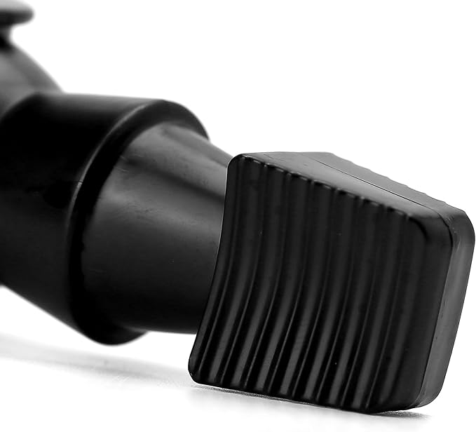 26pcs Foosball Replacement Players, Foosball Table Parts Set Accessories, Soccer Men Player Set, Plastic Replacement Parts for Football Table (13 Black, 13 White)