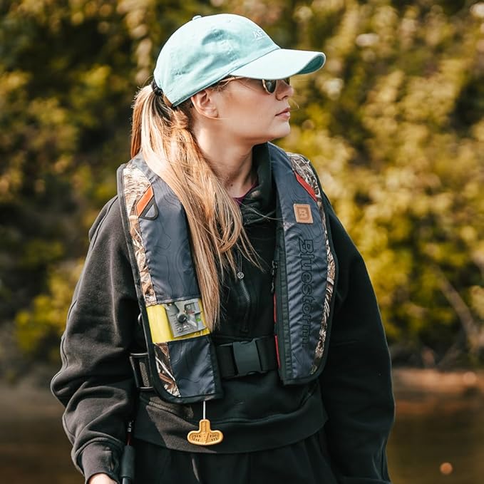 BLUESTORM Stratus 35 Inflatable Life Jacket PFD for Adults | US Coast Guard (USCG) Approved Automatic Self Inflating Life Vest Preserver with Manual Ripcord