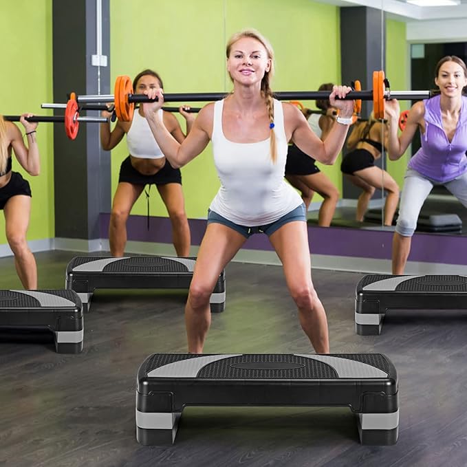 GYMAX Adjustable Aerobic Stepper, 3-Level Height Workout Platforms with Non-slip Pads, Shock-absorb & Anti-slip Surface, 31” Exercise Step Platform with Detachable Risers