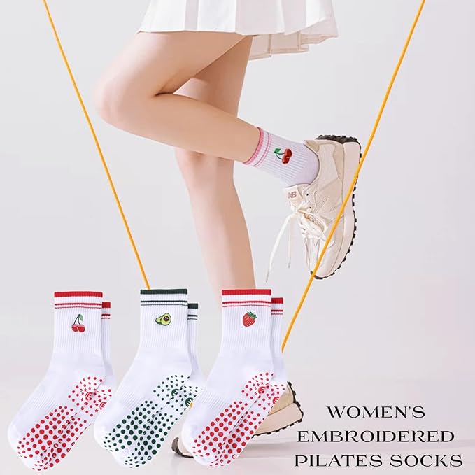 EUDOLAH Cute Yoga Socks for Women Pilates Barre Breathable Non-Slip Crew Grip Sock With Stripes Anti-friction Athletic Socks