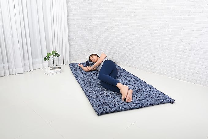 Leewadee - Kapok Roll Mat – Handcrafted Folding Sleep & Relaxation Mattress from Thailand, Ideal as Guest Bed, Camping Mat, Yoga Mat or Traditional Futon, 75 x 39 inches, Blue White