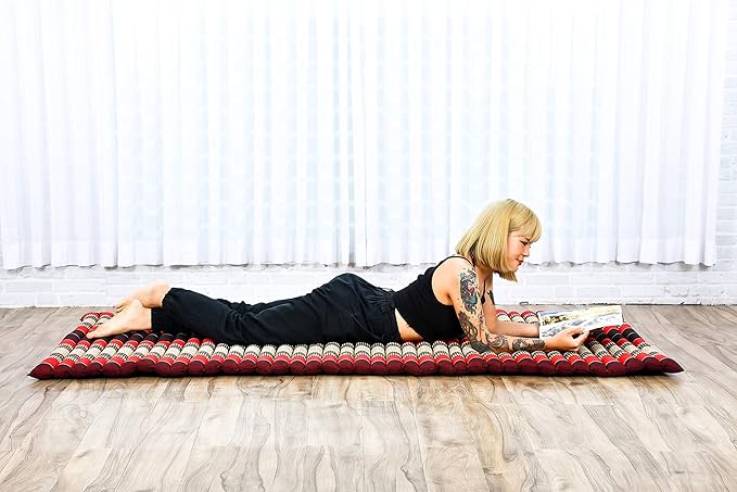 Leewadee - Kapok Roll Mat – Handcrafted Folding Sleep & Relaxation Mattress from Thailand, Ideal as Guest Bed, Camping Mat, Yoga Mat or Traditional Futon, 75 x 39 inches, Red