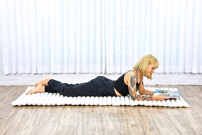 Leewadee - Kapok Roll Mat – Handcrafted Folding Sleep & Relaxation Mattress from Thailand, Ideal as Guest Bed, Camping Mat, Yoga Mat or Traditional Futon, 75 x 39 inches, Ecru