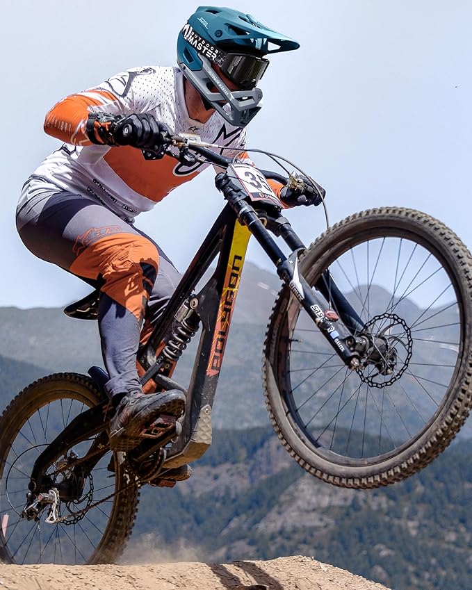 OutdoorMaster Full Face Mountain Bike Helmet for Men & Women-Two Removable Chin Pad Mountain Bike Helmet Grizzly, Ventilation Lightweight Racing Downhill DH BMX MTB Helmet