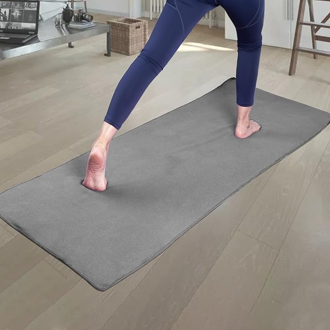 POLYTE Microfiber Hot Yoga Towel Mat with Non-Slip Silicone Grip and Secure Fit Elastic Straps, 24 x 72 in (Gray)