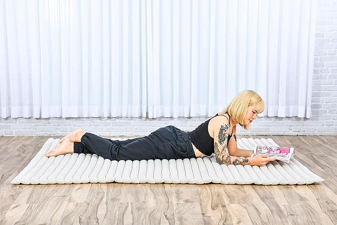 Leewadee - Foldable Floor Mattress - Japanese Roll Up Futon -Trifold Tatami Mat- Guest Floor Bed - Camping Mattress - Thai Massage Mat, Kapok Filled, 75 x 57 inches, Ecru