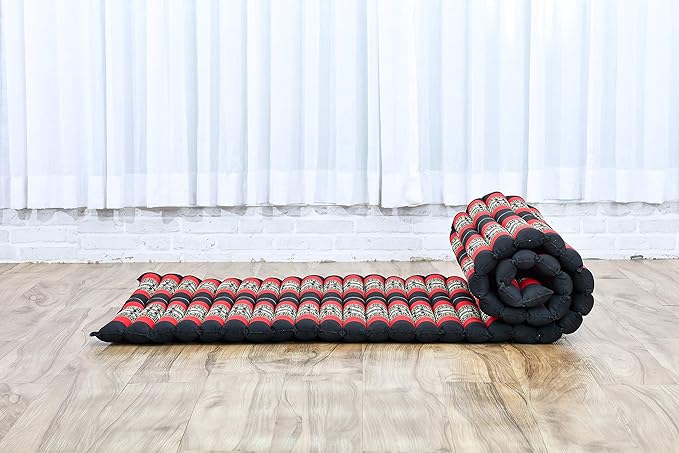 Leewadee - Foldable Floor Mattress - Japanese Roll Up Futon -Trifold Tatami Mat- Guest Floor Bed - Camping Mattress - Thai Massage Mat, Kapok Filled, 75 x 28 inches, Black Red