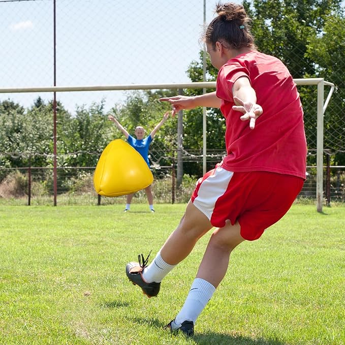 Soulchen 3 Pack Soccer Reflex & Reaction Ball Goalkeeper Reaction Training Reflex Ball Triangular Shape Goalie Soccer Training Equipment for Agility and Speed Improvement