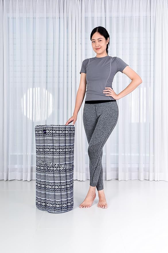 Leewadee - Foldable Floor Mattress - Japanese Roll Up Futon -Trifold Tatami Mat- Guest Floor Bed - Camping Mattress - Thai Massage Mat, Kapok Filled, 75 x 28 inches, Blue White