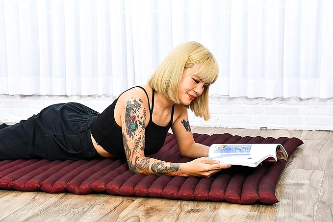 Leewadee - Kapok Roll Mat – Handcrafted Folding Sleep & Relaxation Mattress from Thailand, Ideal as Guest Bed, Camping Mat, Yoga Mat or Traditional Futon, 75 x 39 inches, Red