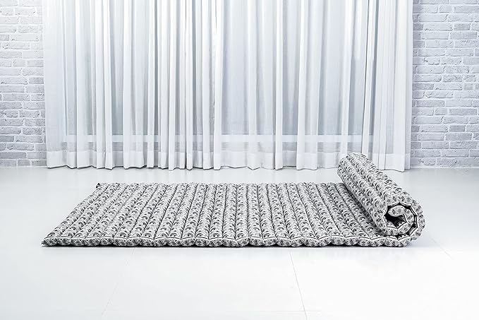 Leewadee - Kapok Roll Mat – Handcrafted Folding Sleep & Relaxation Mattress from Thailand, Ideal as Guest Bed, Camping Mat, Yoga Mat or Traditional Futon, 75 x 39 inches, Black White