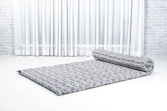 Leewadee - Kapok Roll Mat – Handcrafted Folding Sleep & Relaxation Mattress from Thailand, Ideal as Guest Bed, Camping Mat, Yoga Mat or Traditional Futon, 75 x 39 inches, Blue White