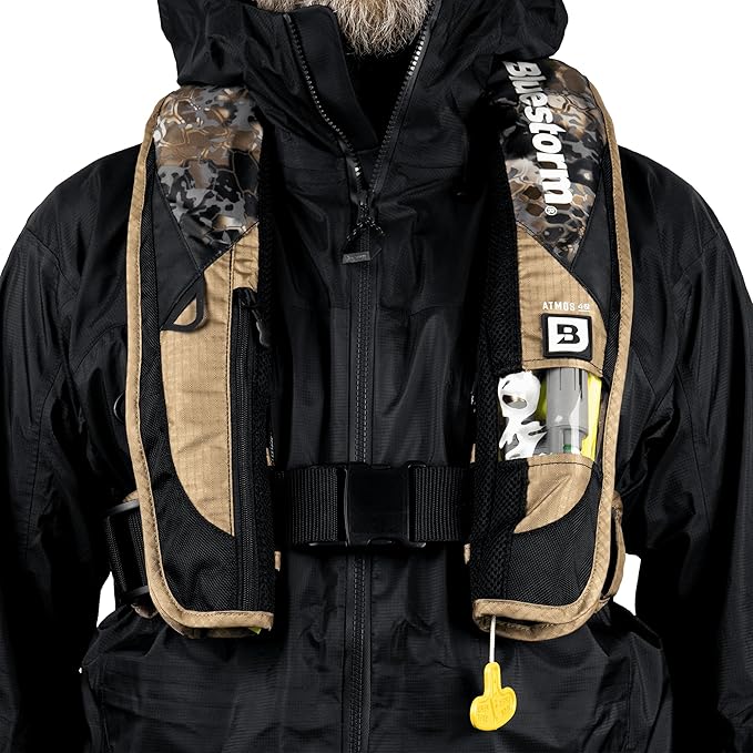 BLUESTORM Atmos 40 Automatic/Manual Inflatable PFD Life Jacket for Adults | US Coast Guard (USCG) Approved Life Vest