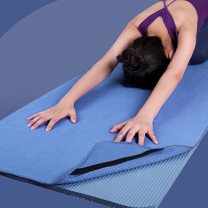 POLYTE Microfiber Hot Yoga Towel Mat with Non-Slip Silicone Grip and Secure Fit Elastic Straps, 24 x 72 in (Blue)